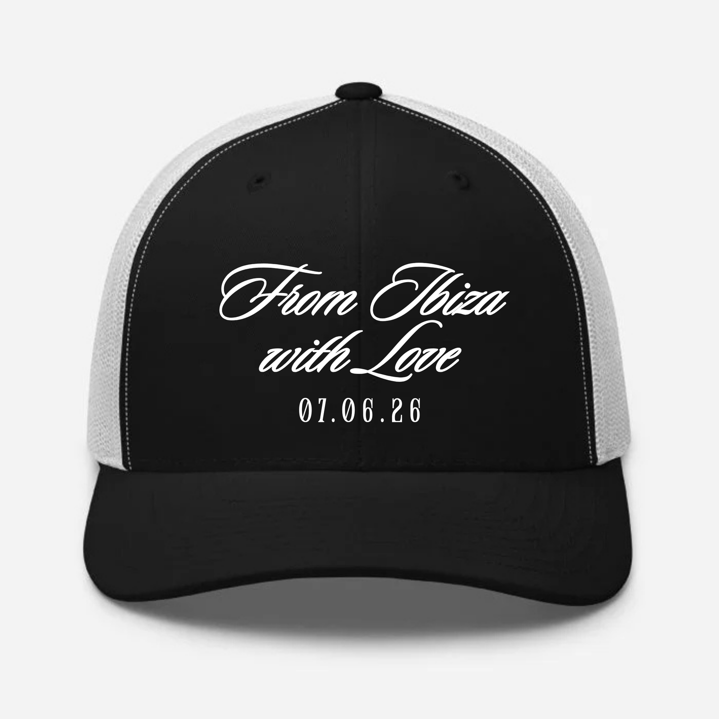 Gorra trucker con texto y fecha personalizados para boda
