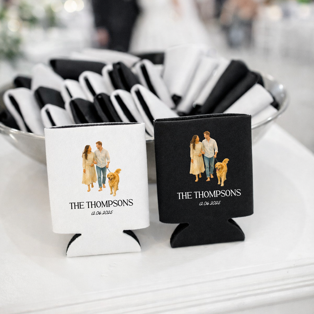 Fundas para latas con ilustración personalizada de familia y mascotas para boda
